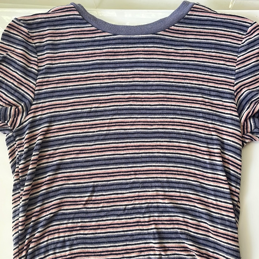 American Eagle tee